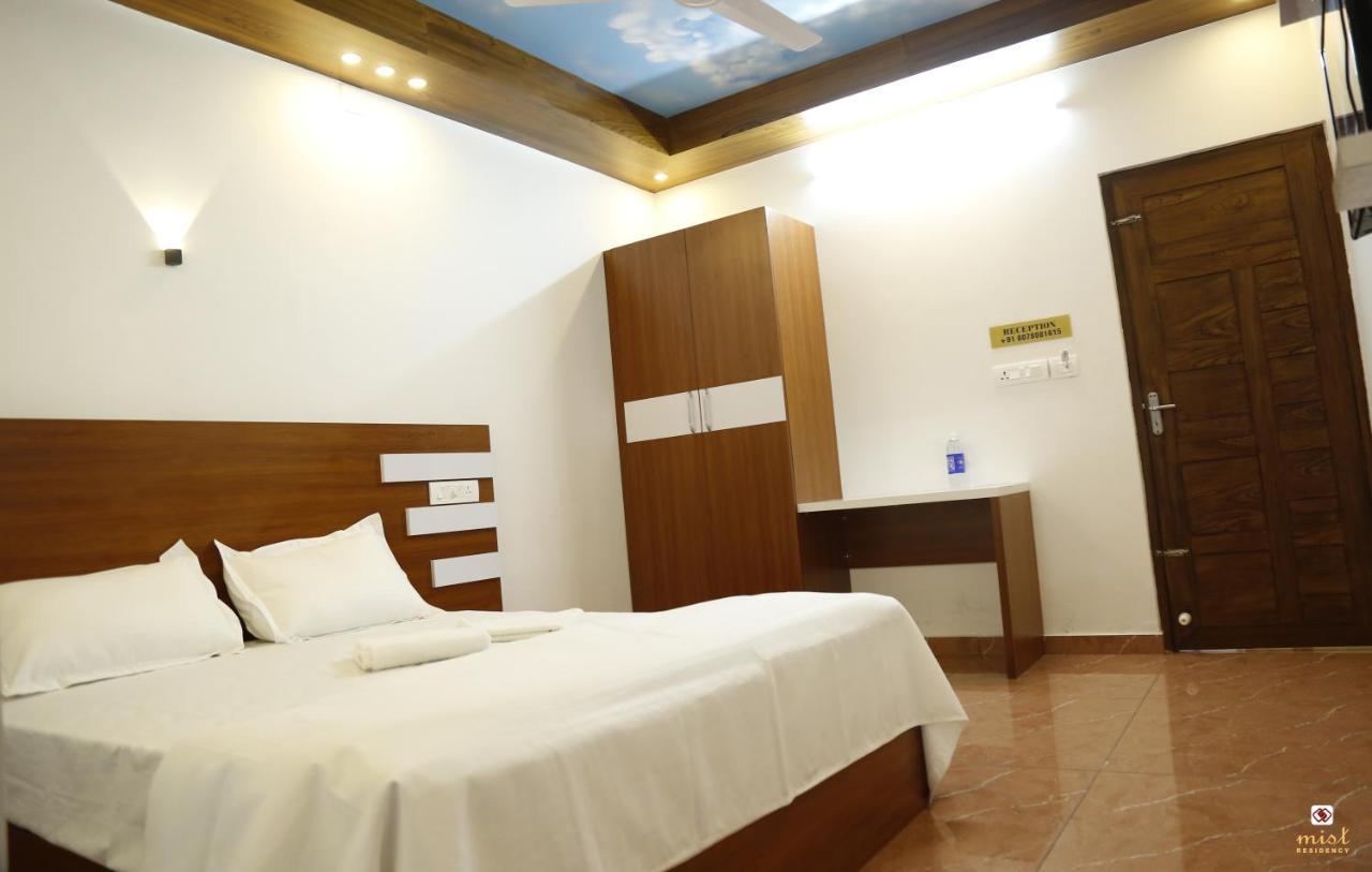 Mist Residency Hotel Kattappana ภายนอก รูปภาพ